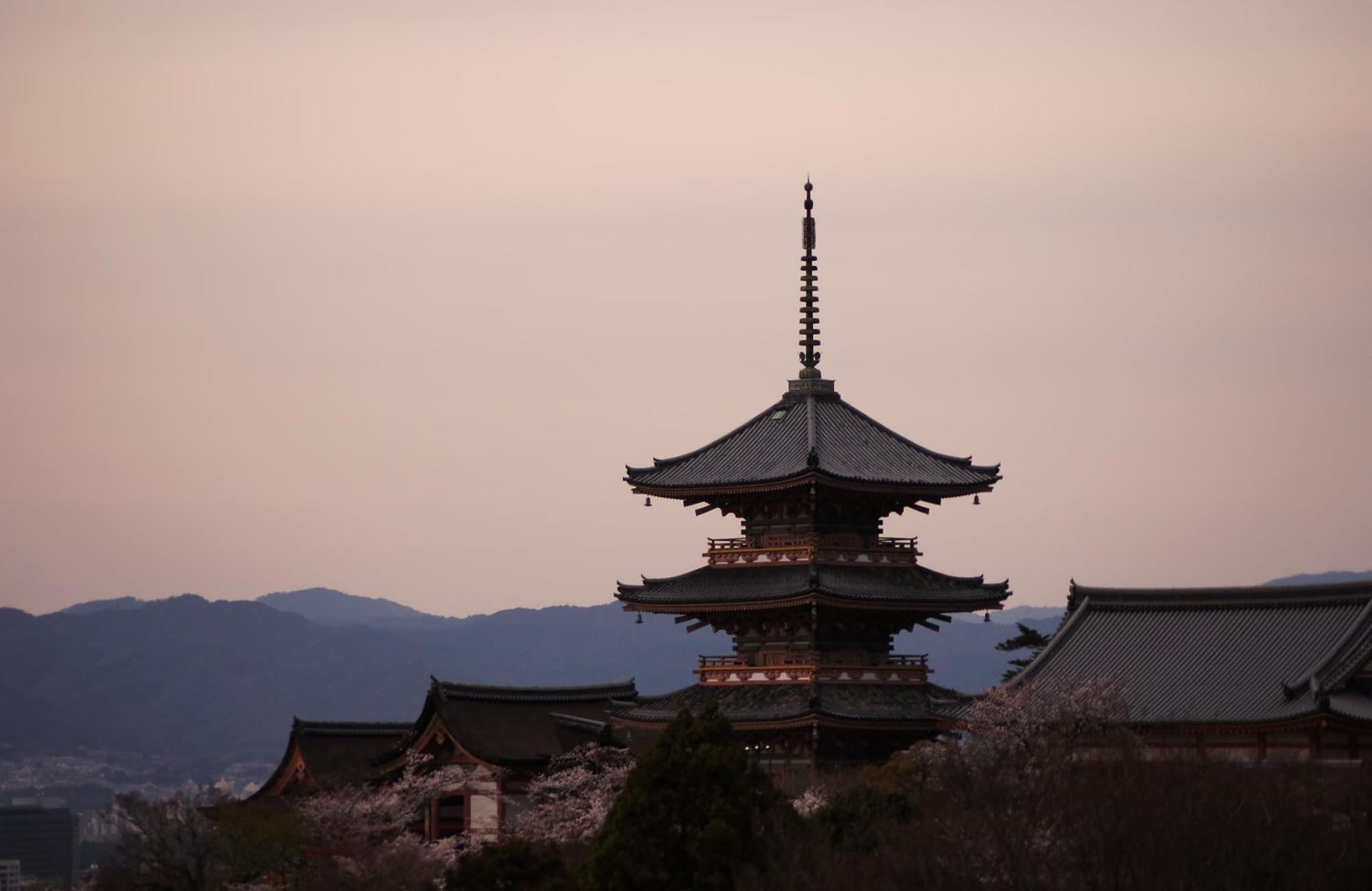 Tokyu Stay Kyoto Sakaiza Shijo Kawaramachi Zewnętrze zdjęcie